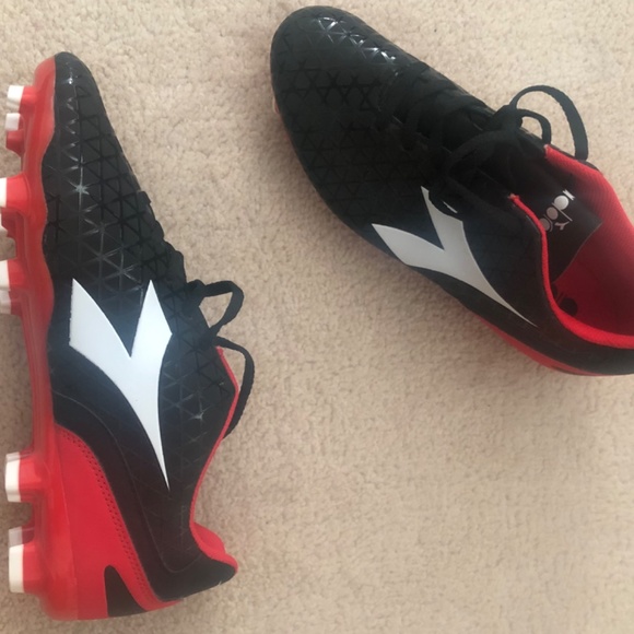 Diadora 288660 Blaze Men’s FG Black & Red Football Soccer boots - Size 8.5 US - Picture 3 of 7